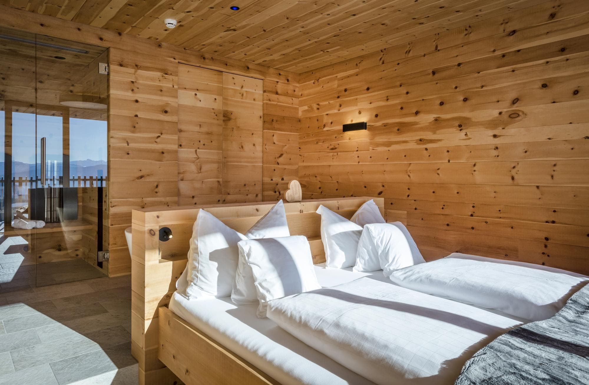 Luxury Suite Monte Cembro - Image 2