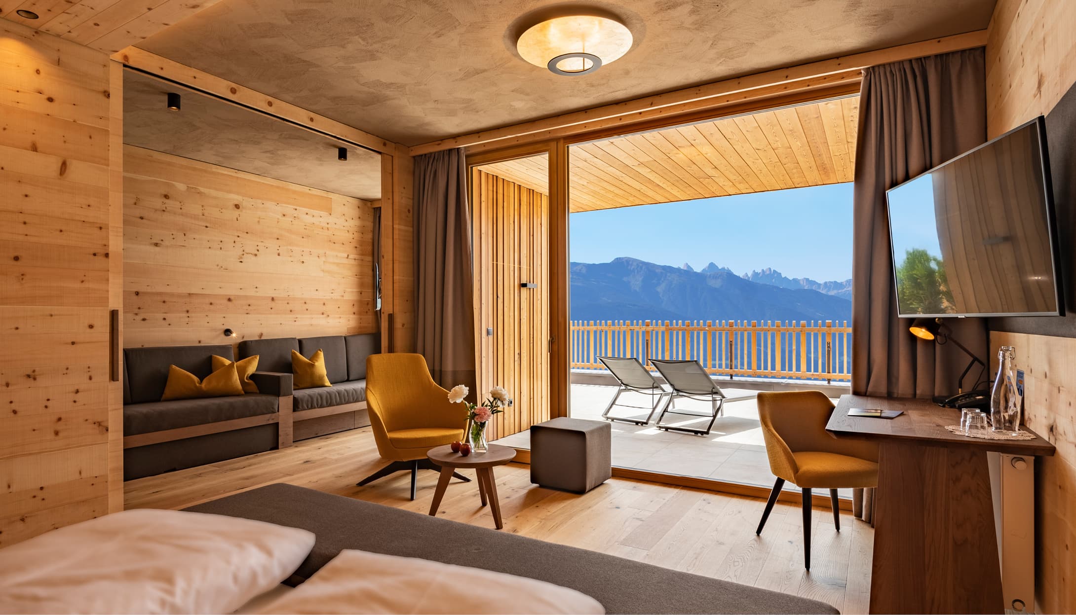 Luxury Terrassensuite Larix - Bild 1