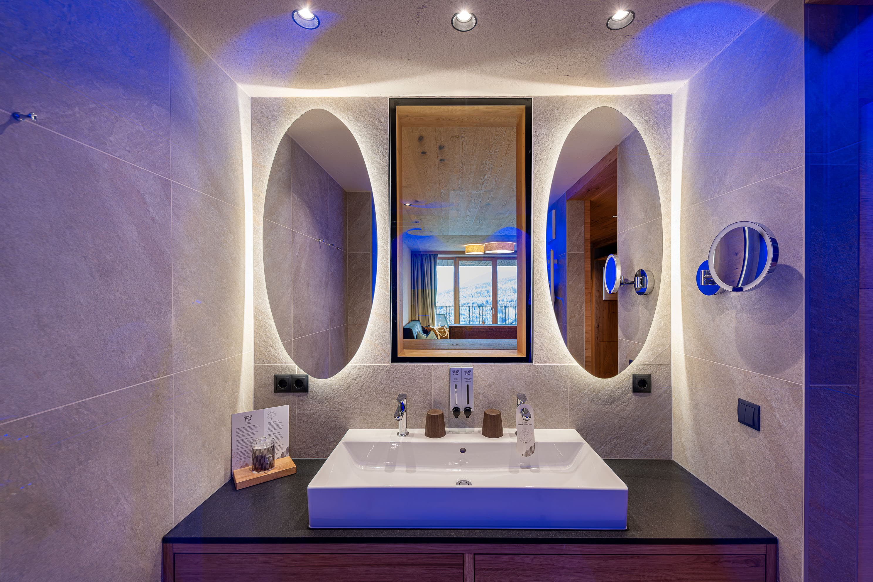 Panoramic Suite Forest - Image 4